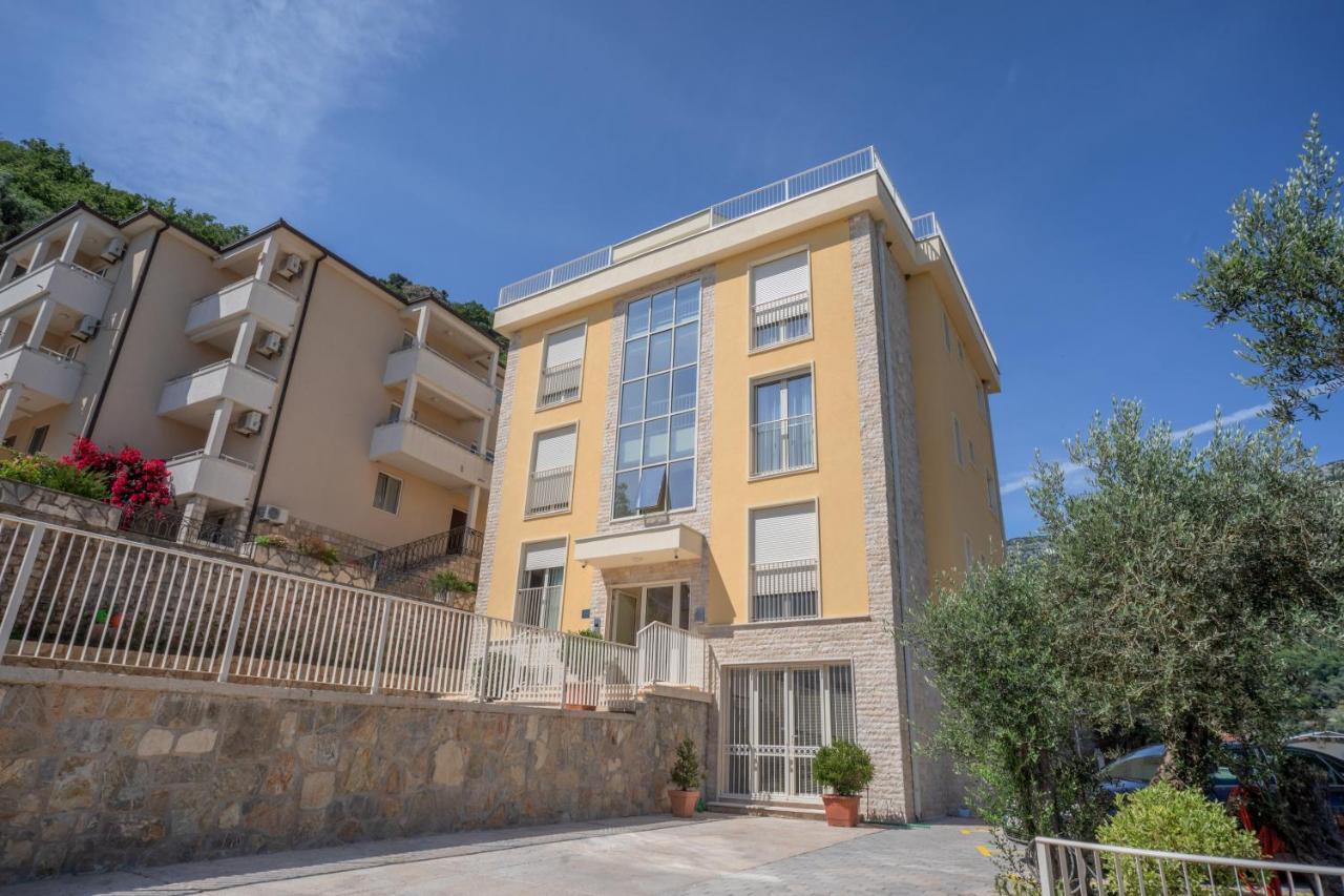 Apartments Bonazza Petrovac Exteriör bild