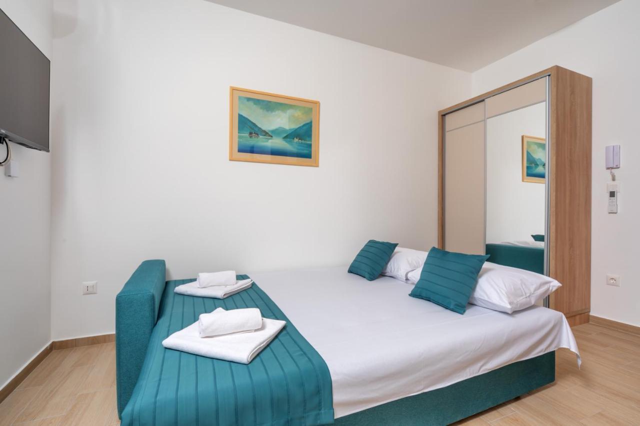 Apartments Bonazza Petrovac Exteriör bild