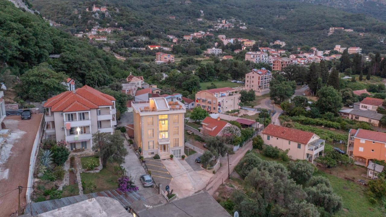 Apartments Bonazza Petrovac Exteriör bild