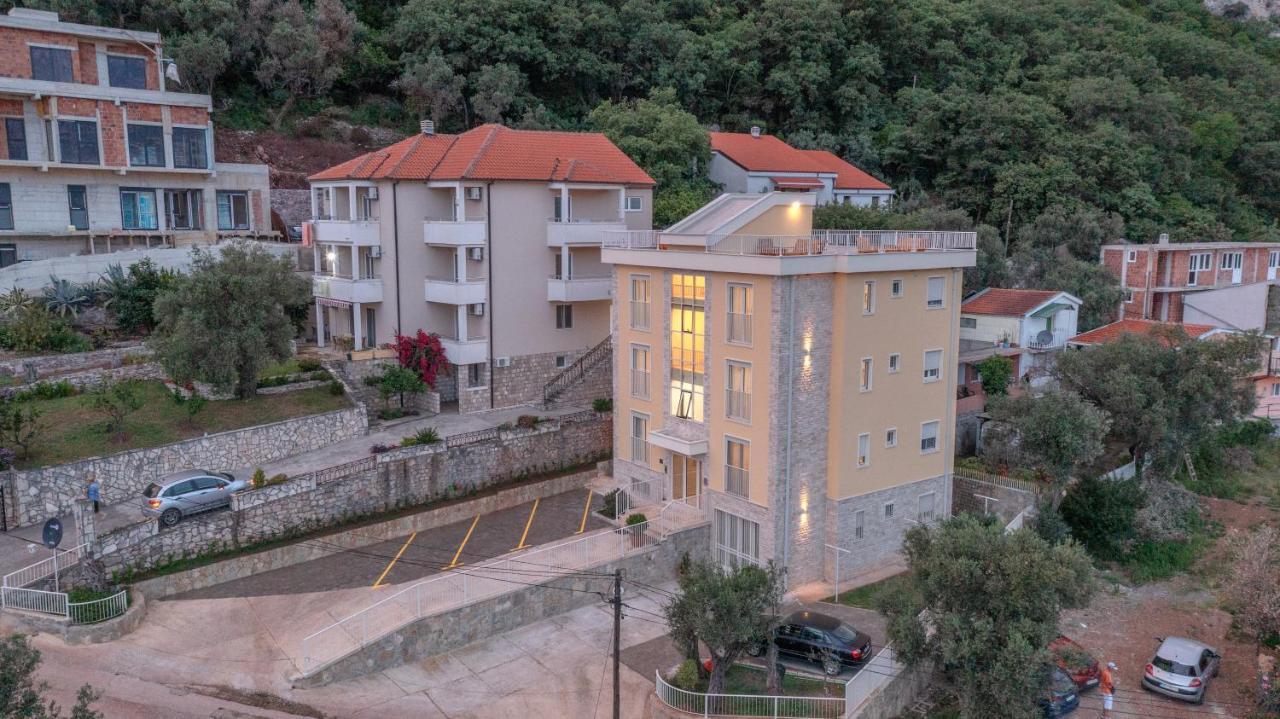 Apartments Bonazza Petrovac Exteriör bild